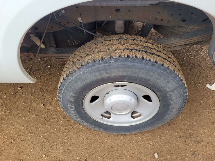 2009-ford-f250-image-15