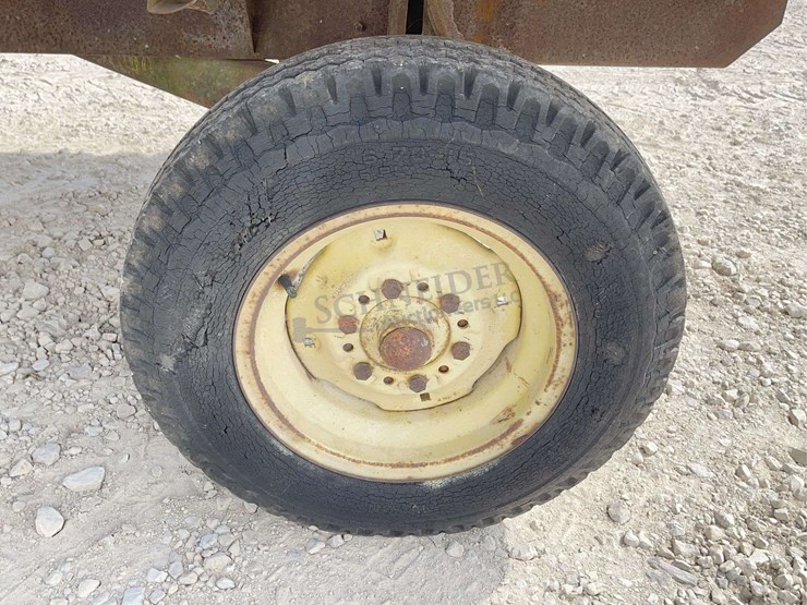 john-deere-1064-image-15