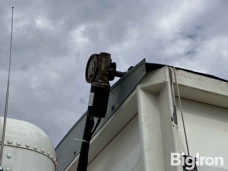 1994-freightliner-fld120-image-13