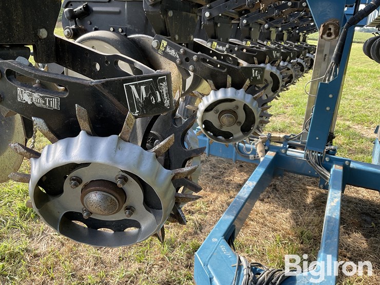 2009-kinze-3500-image-14