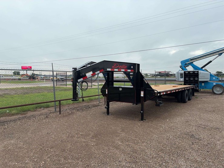 2025-delta-manufacturing,-inc.-30'-gooseneck-flatbed-trailer-image-1