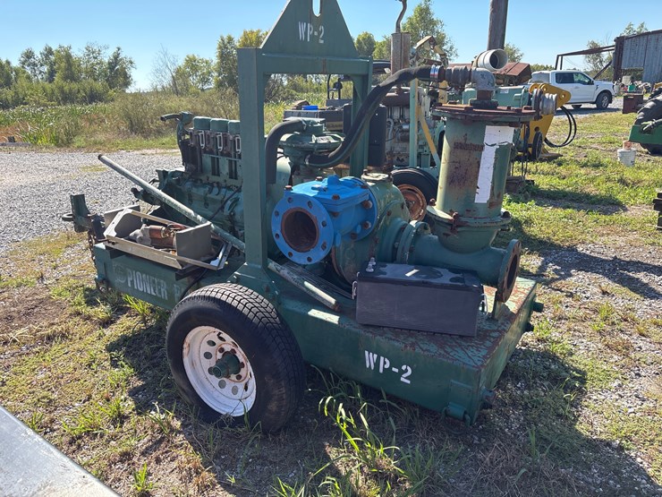 #116-•-trailer-mounted-water-pump-with-diesel-powered-engine-image-12