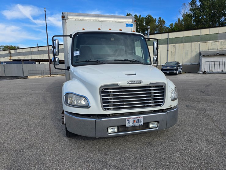 #22329-•-2014-freightliner-m2-106-box-truck-image-45