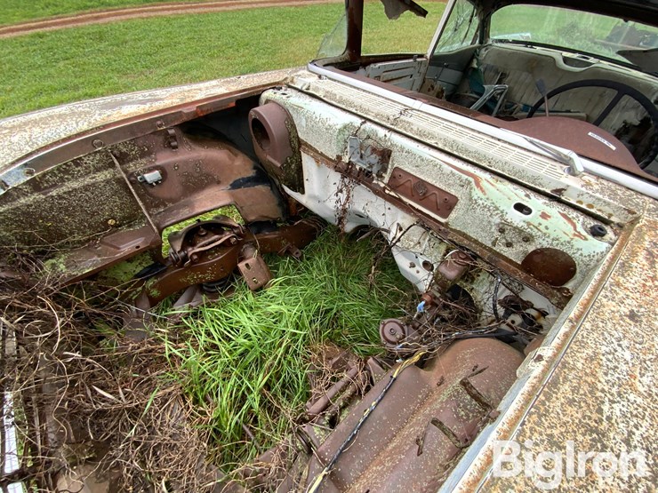 1957-ford-fairlane-500-classic-car-image-17