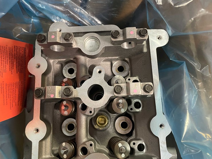 #8548-•-mopar-heads-(pr8)-image-38