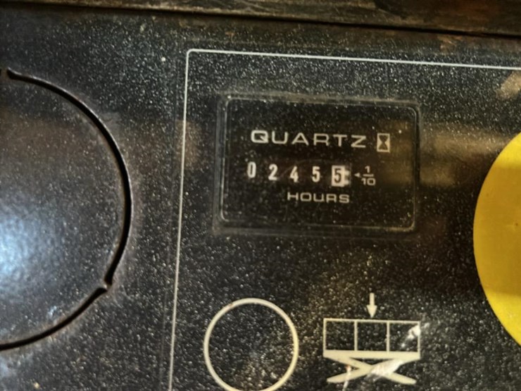 2018-jlg-1932r-image-3