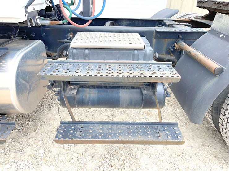 2007-international-durastar-4400-image-67