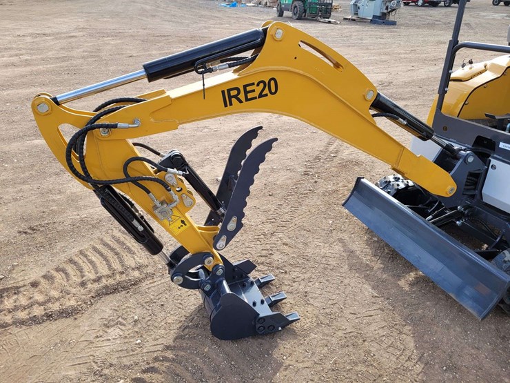 2024-ire20-mini-excavator-image-2