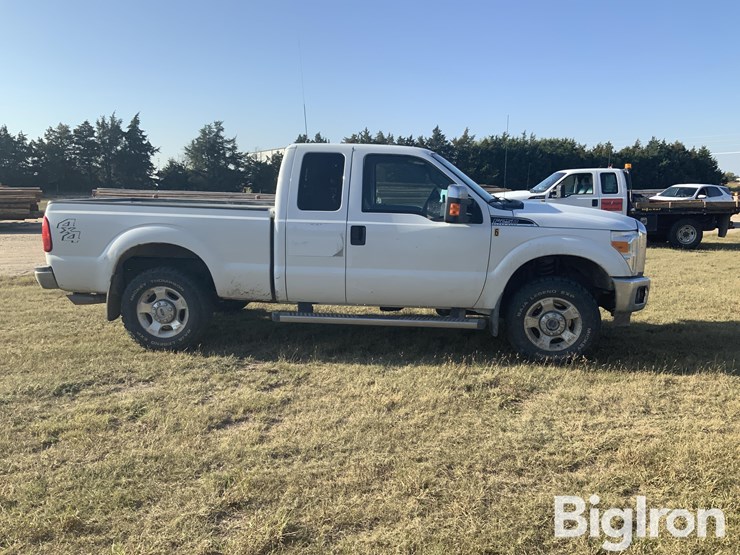 2011-ford-f250-xlt-image-4