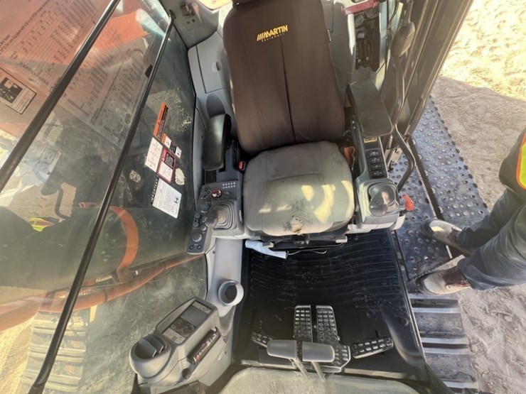 2018-hitachi-zx870-image-55