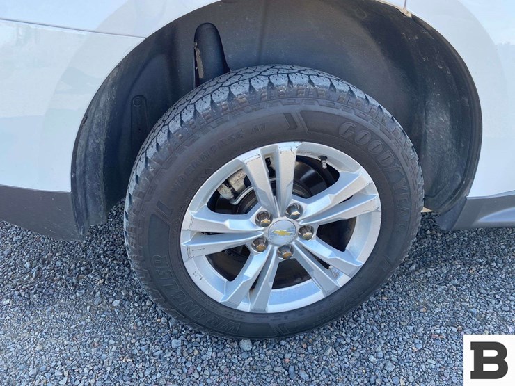 2014-chevrolet-equinox-image-16