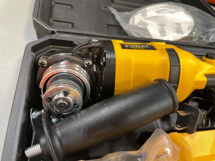 #8537-•-dewalt-style-cut-off-tool-kit-with-batteries-and-case-(pr12)-image-2