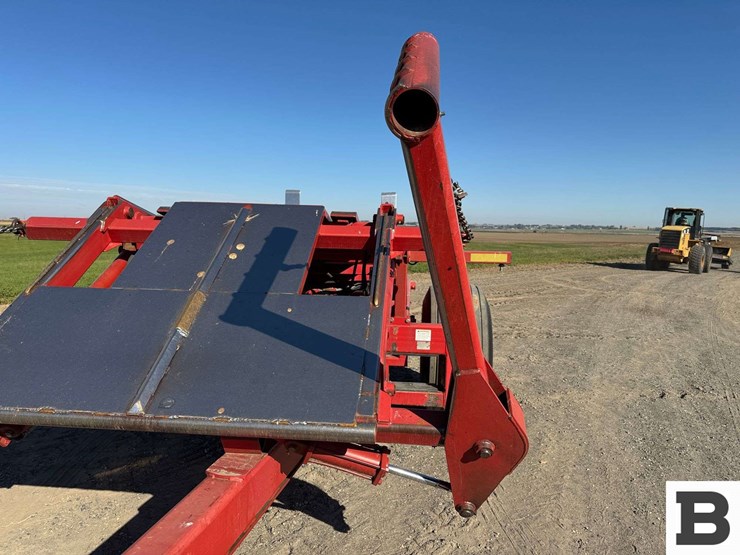 morris-pro-ag-hd4sr-bale-stacker-image-13