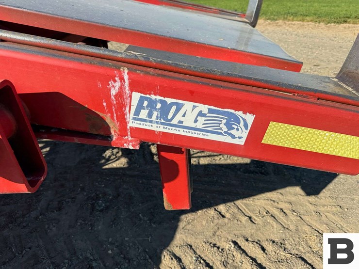 morris-pro-ag-hd4sr-bale-stacker-image-30