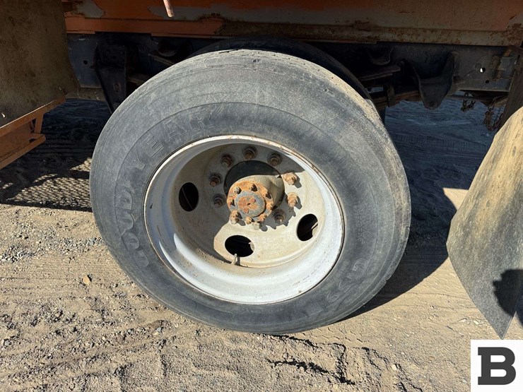 1988-gmc-7000-image-20