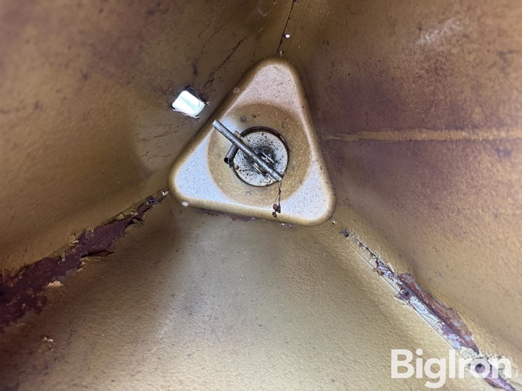 micro-precision-antique-tire-balancer-image-14