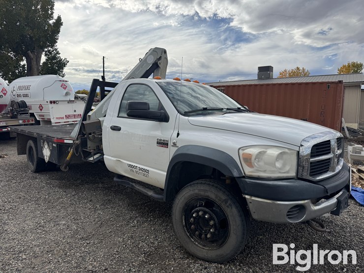 2008-dodge-ram-5500-image-3