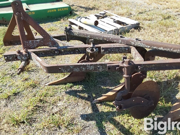 dearborn-10-1-image-14