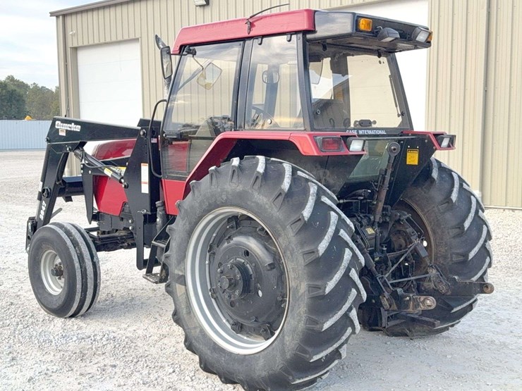 case-ih-5140-image-7