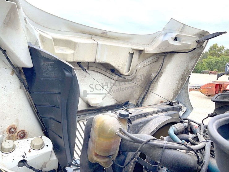 2007-international-durastar-4400-image-58