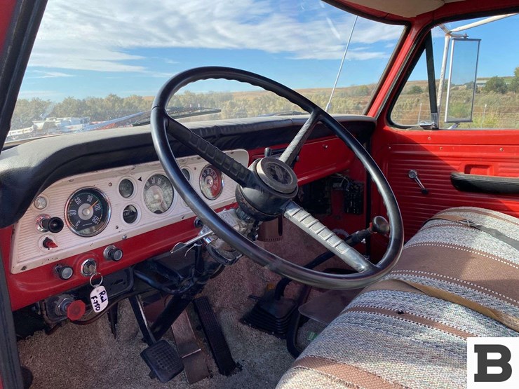 1968-ford-f750-image-33