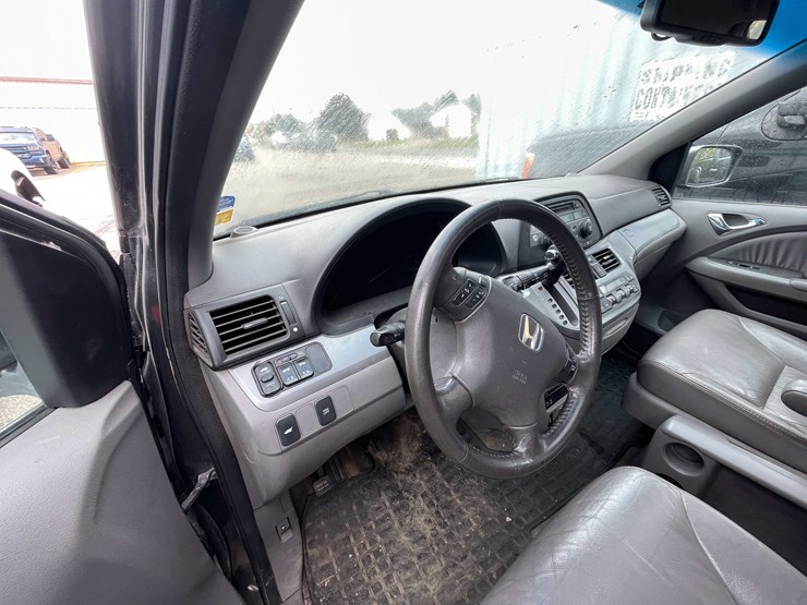 2009-honda-odyssey-image-69