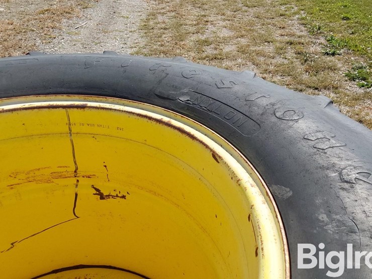 firestone-flotation-23-deep-tread-38x50.00x32-floater-tires-&-rims-image-17