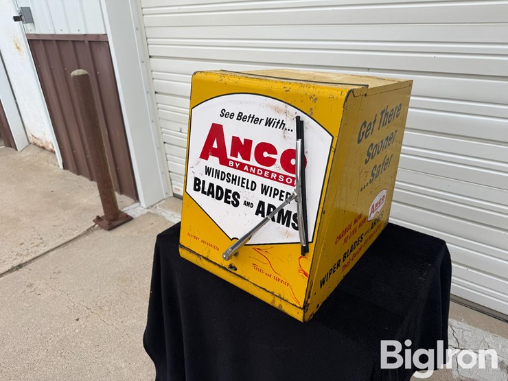 antique-anco-windshield-wiper-display-image-1