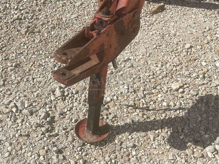 new-holland-256-image-9