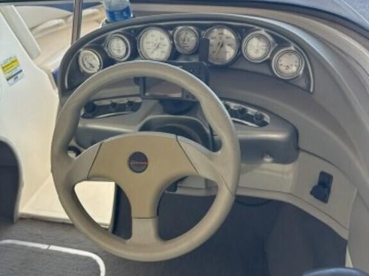 2005-bayliner-195br,-inboard-mercruiser-boat-image-15