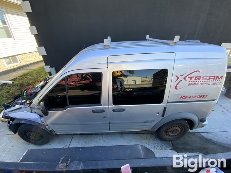 2010-ford-transit-connect-image-7