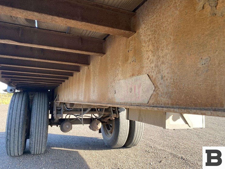 1986-utility-flatbed-image-12