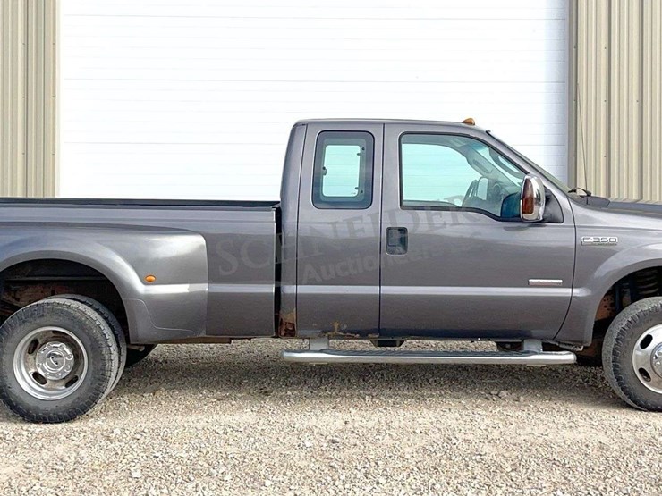 2006-ford-f350-image-3