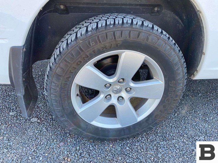 2012-ram-1500-pickup-image-21