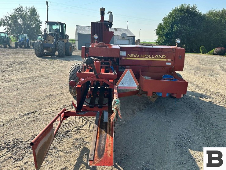 new-holland-515-image-4