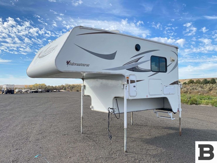 2013-natcoa-adventurer-alp-truck-camper-image-1