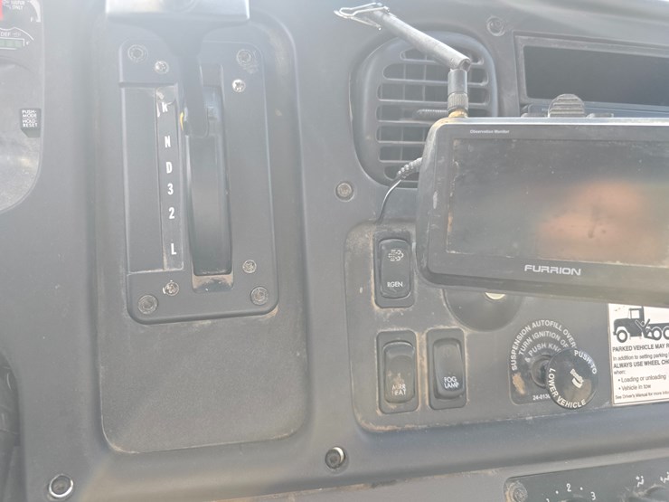 #22329-•-2014-freightliner-m2-106-box-truck-image-75