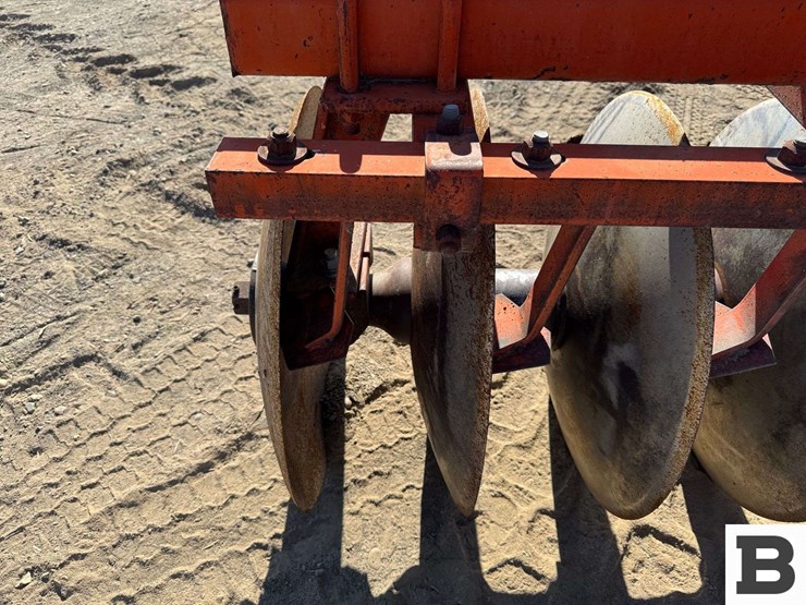 case-g109-146-offset-disc-image-18