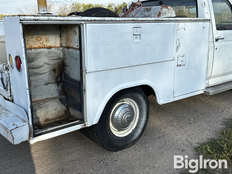 1984-ford-f250-image-14