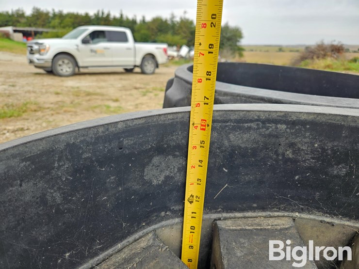 john-deere-8335rt-image-8