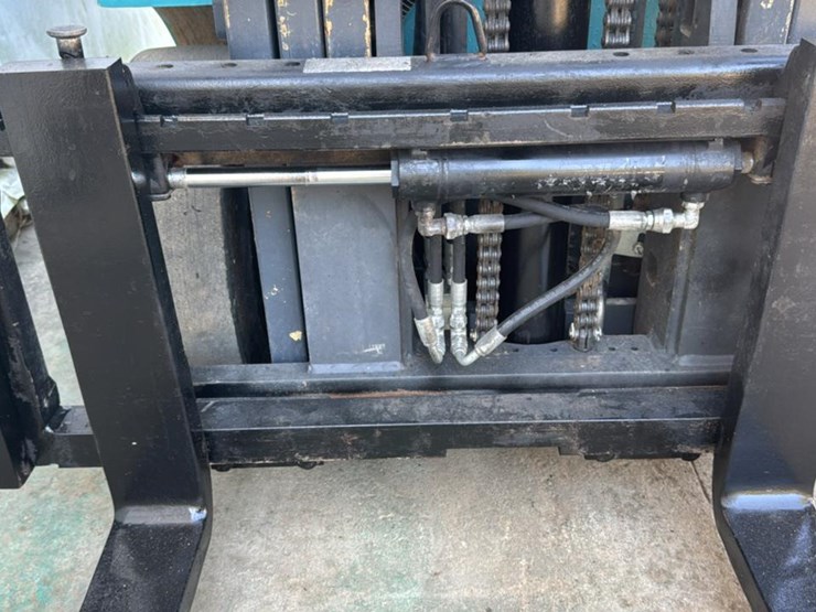 #1351-•-2018-baoli-kbg25c-forklift-image-11