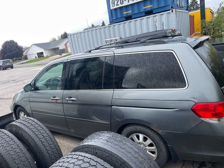 2009-honda-odyssey-image-8