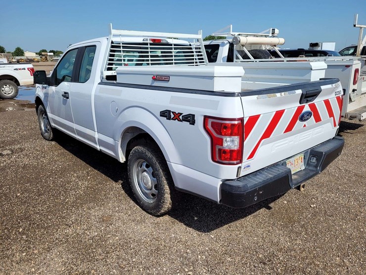 2018-ford-f150-xl-image-4