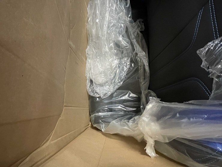 #8620-•-can-am-maverick-seat-(f)-image-16