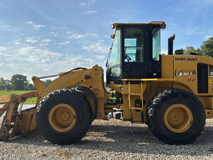 2007-caterpillar-928g-image-2
