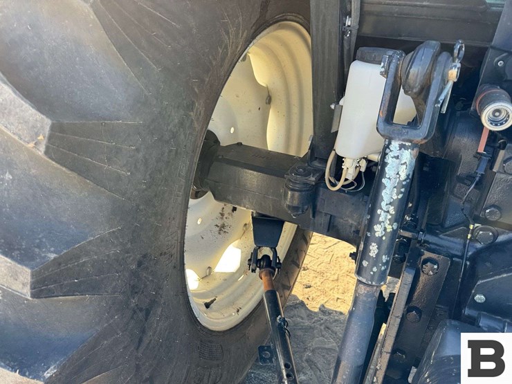 2010-new-holland-t5060-image-26