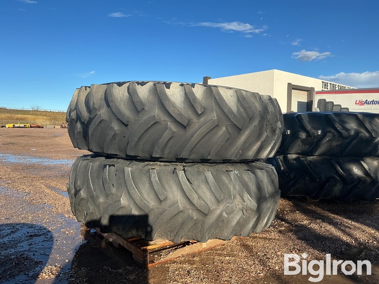 armstrong-hi-traction-lug-20.8-38-tractor-tires-image-3