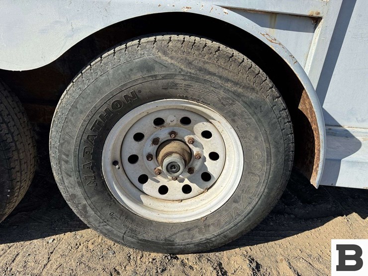 1991-american-trailers-&-saddle-gooseneck-horse-trailer-image-23