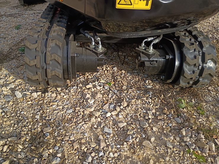 #l57-005-•-2025-tpm-16-mini-excavator-(gasoline)-image-11