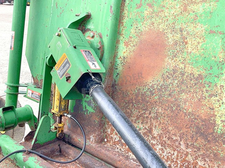 john-deere-1518-image-13